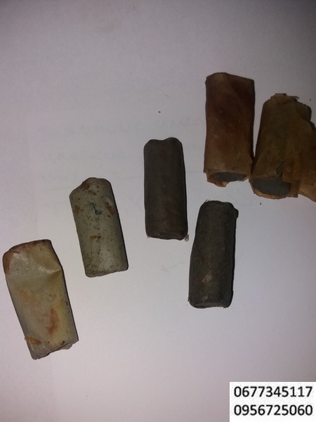 Карандаши твердой смазки ,предназначены для повышения эффективности механической обработки металлорежущим инструментом, "сухого" шлифования и заточки инструментальных и легированных сталей абразивными кругами на керамических связках